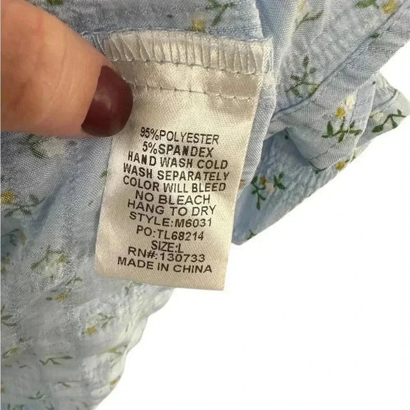 Umgee High Low Hem Dress With Smocked Detail And Back Cut Out Blue Floral Large - Picture 5 of 7